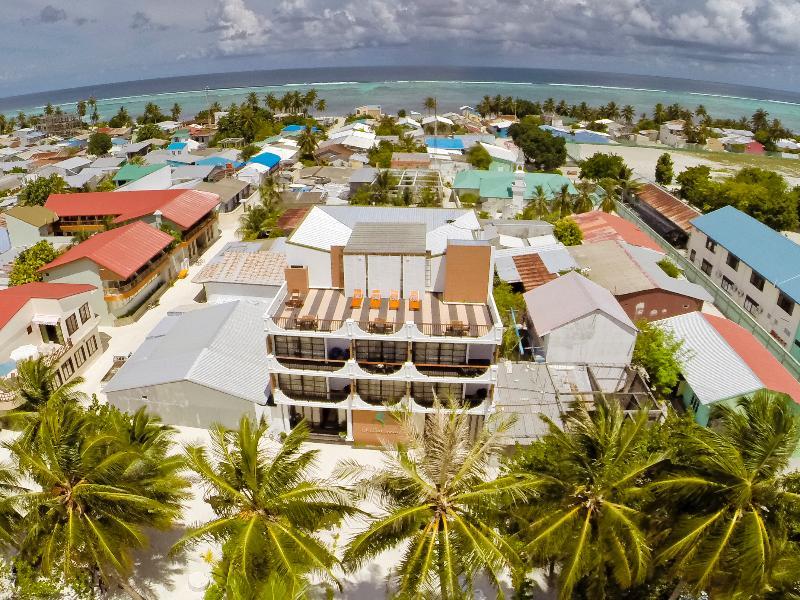 Crystal Sands Beach Hotel At Maafushi Kültér fotó