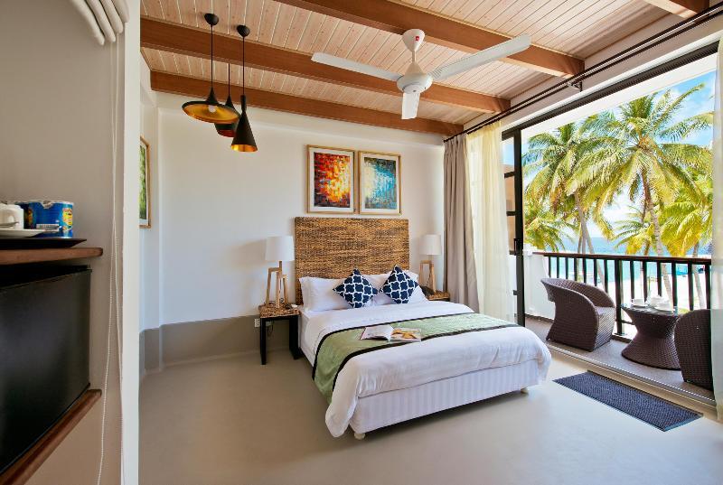 Crystal Sands Beach Hotel At Maafushi Kültér fotó