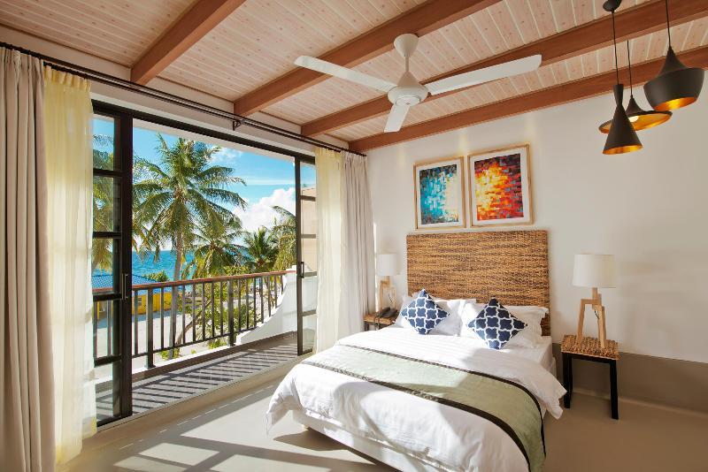 Crystal Sands Beach Hotel At Maafushi Kültér fotó